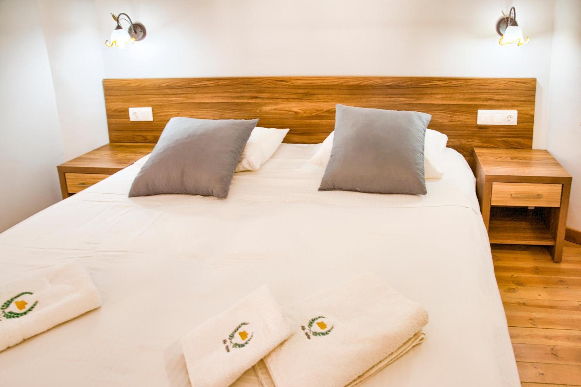 האראקי Alia Luxury Suites And Spa חדר תמונה