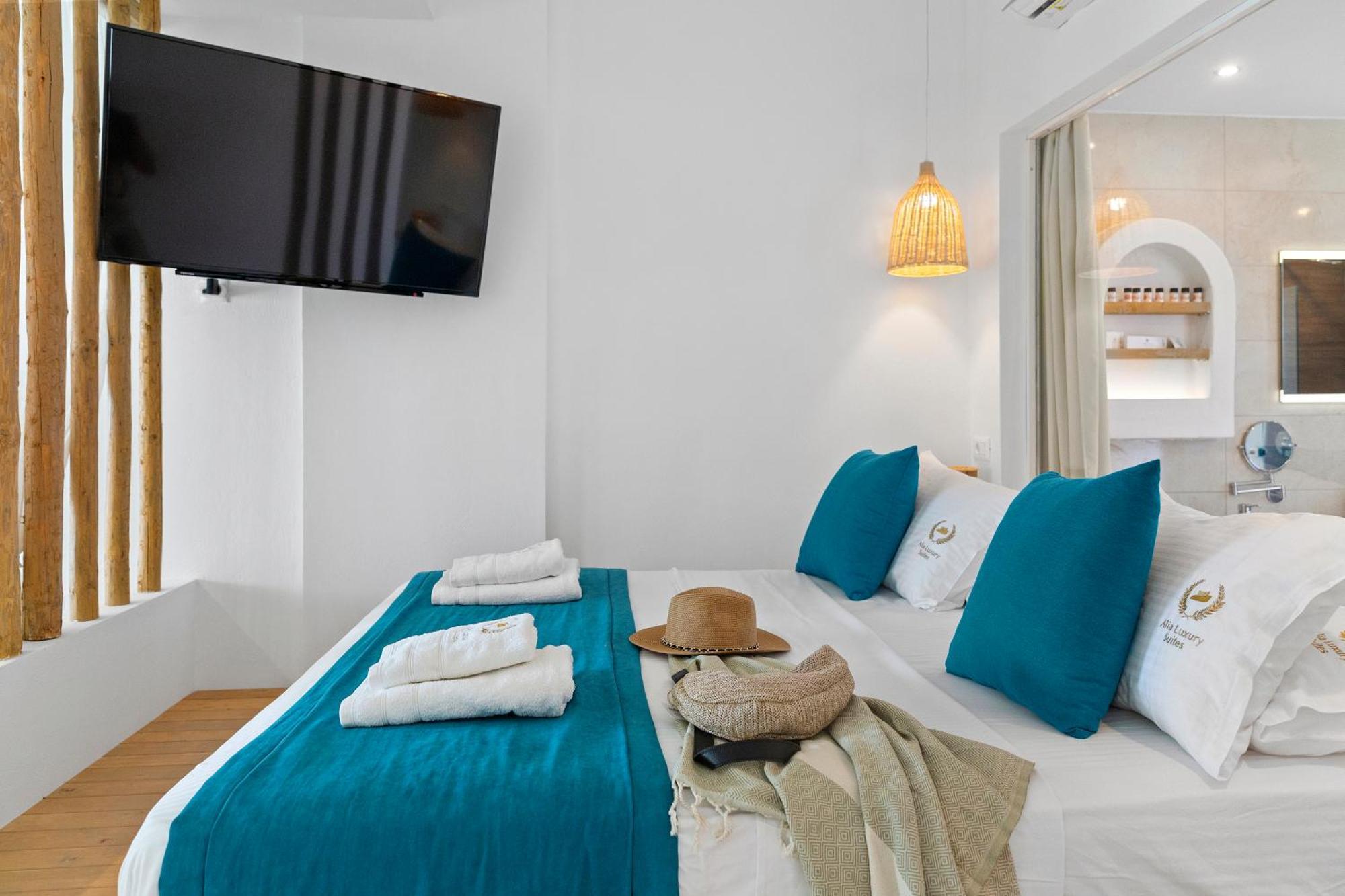 האראקי Alia Luxury Suites And Spa חדר תמונה